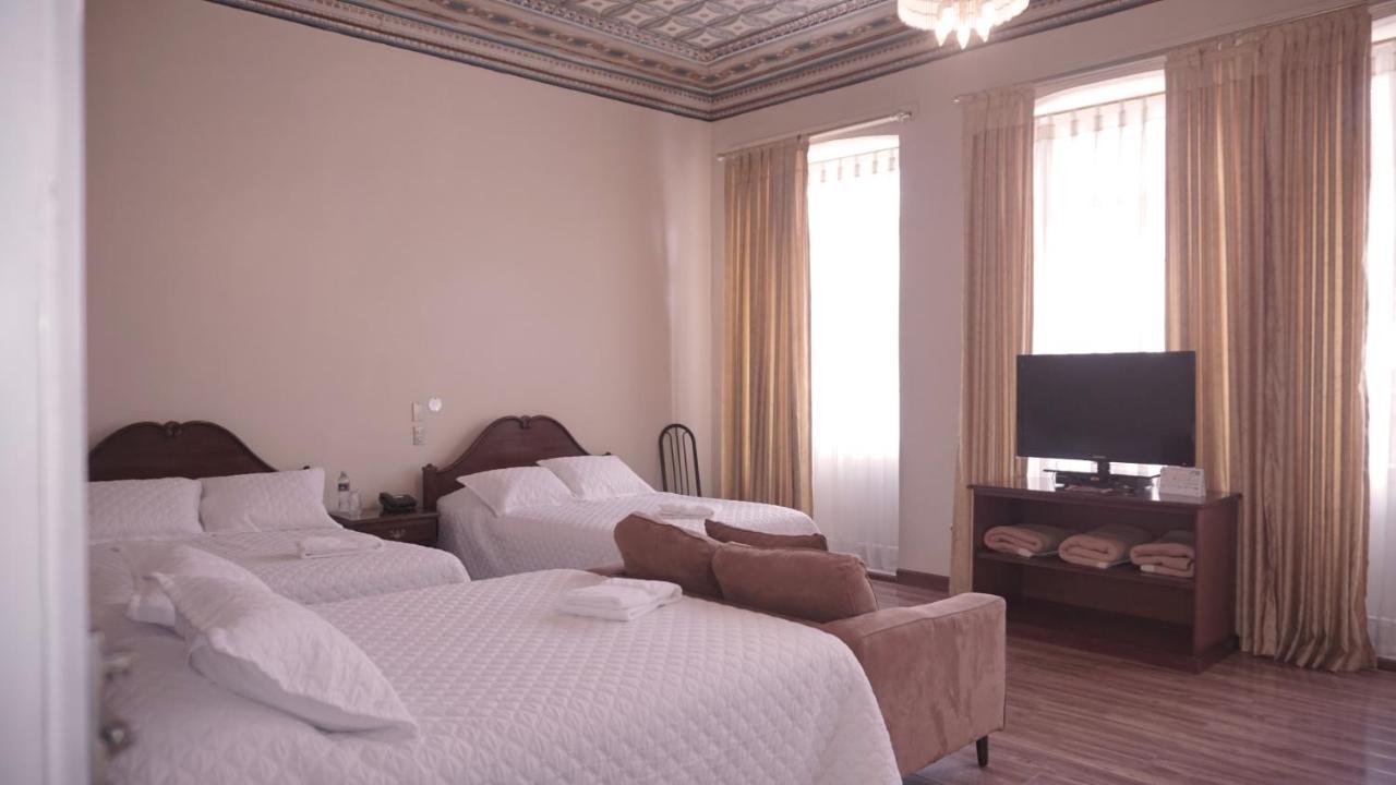 Hotel Del Calderon 昆卡 外观 照片